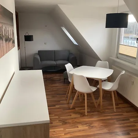 04 Leuchtturm Apartment *